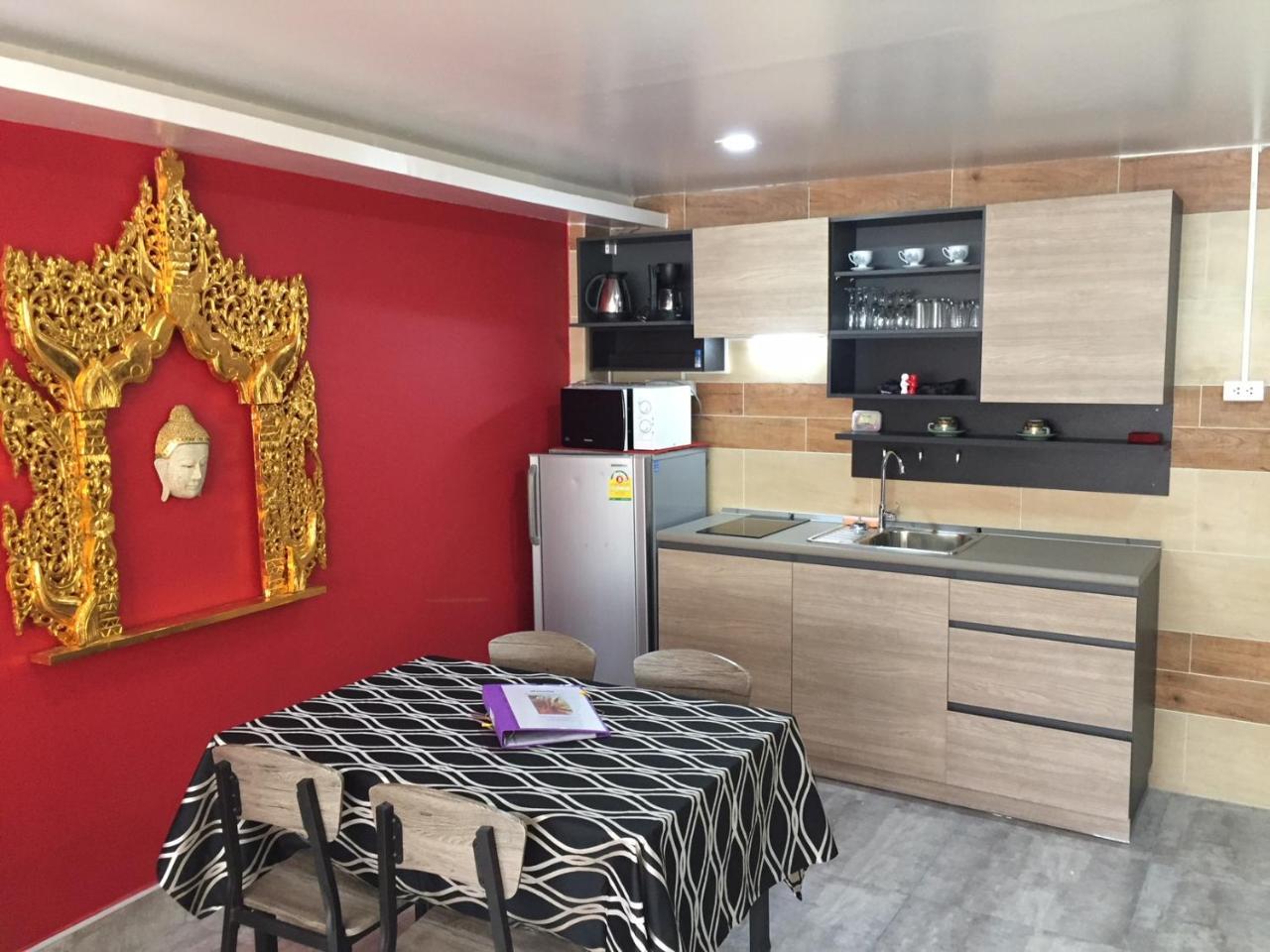 Fong Kaew And Baan Nang Fa Guesthouse Patong Εξωτερικό φωτογραφία