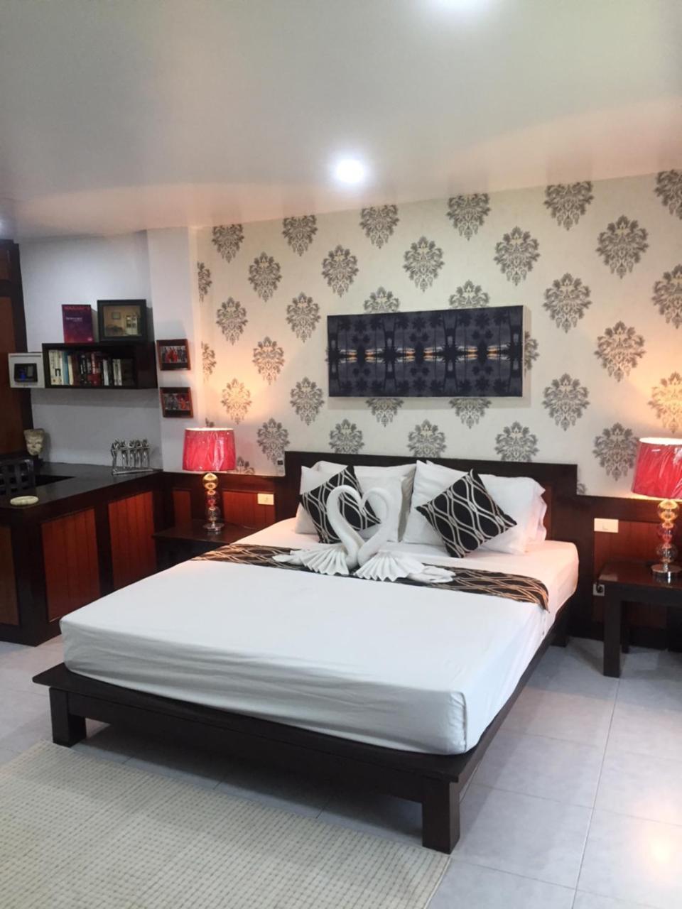 Fong Kaew And Baan Nang Fa Guesthouse Patong Εξωτερικό φωτογραφία