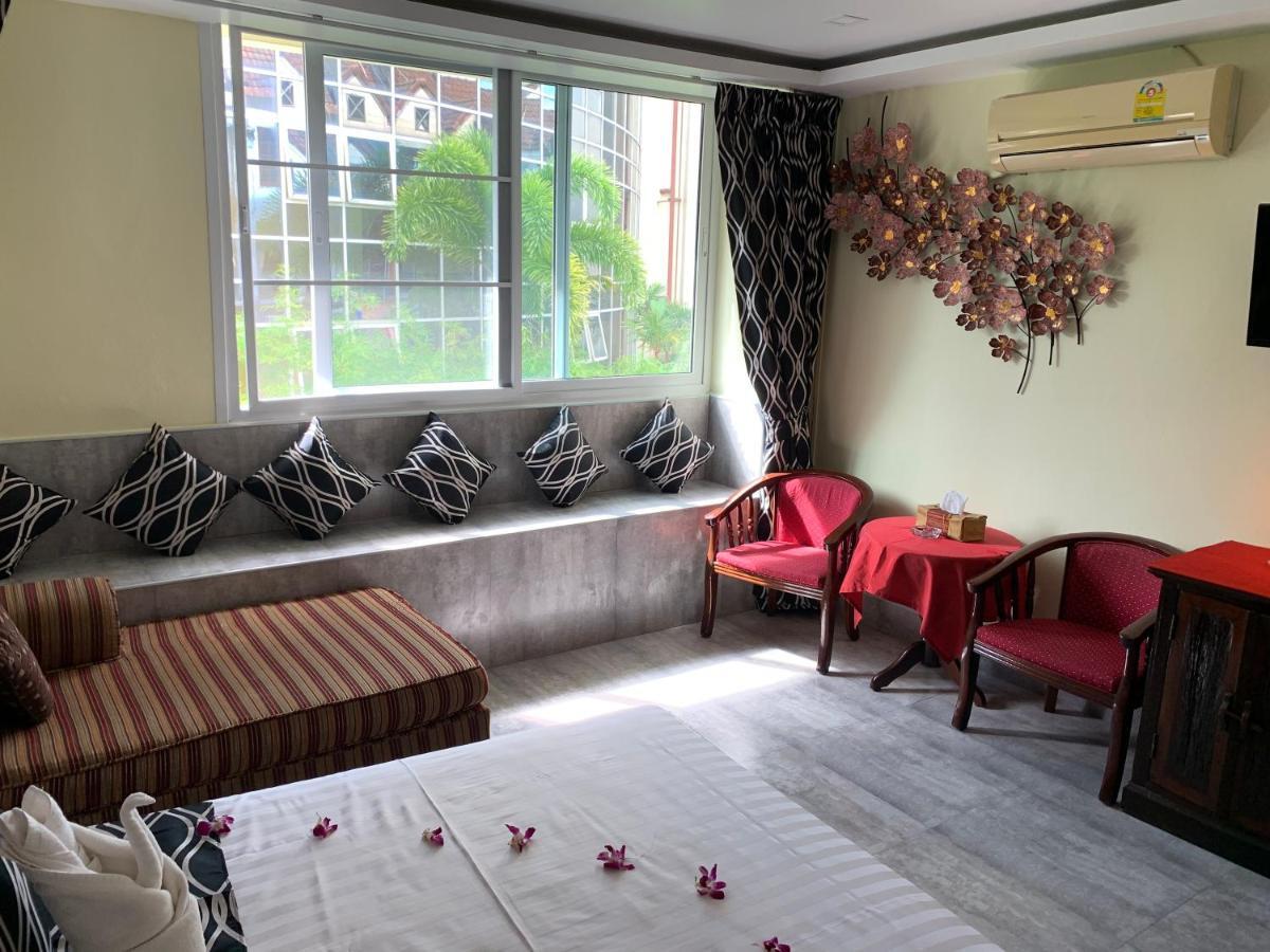 Fong Kaew And Baan Nang Fa Guesthouse Patong Εξωτερικό φωτογραφία